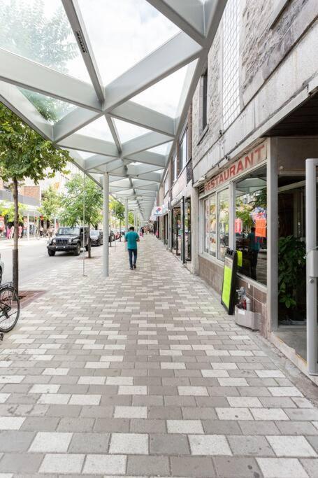 No°1~Plaza St-Hubert~Metro Jean-Talon~Jarry Parc Apartment มอนทรีอัล ภายนอก รูปภาพ