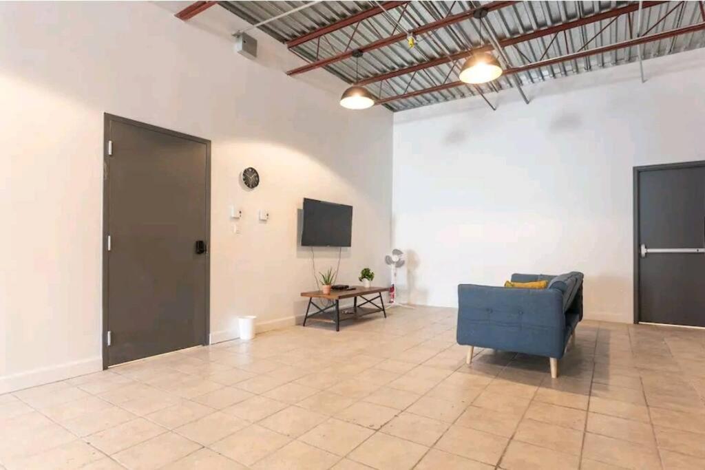 No°1~Plaza St-Hubert~Metro Jean-Talon~Jarry Parc Apartment มอนทรีอัล ภายนอก รูปภาพ