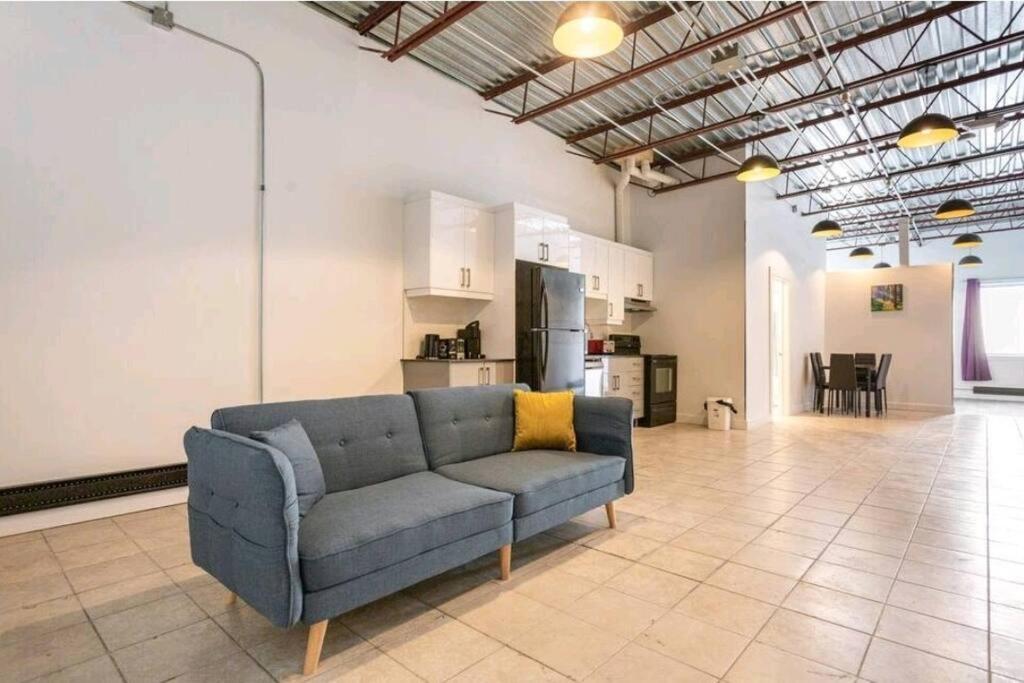 No°1~Plaza St-Hubert~Metro Jean-Talon~Jarry Parc Apartment มอนทรีอัล ภายนอก รูปภาพ